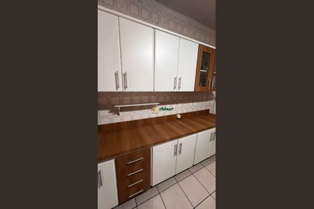 9_photo/94ce89f7f9.a5521a0930eeb5c9-ATLAS-9bcf4d76-c83f-4b96-9678-e2e47c15491d.jpg de casa à venda com 3 quartos, 126m² em Jardim Presidente Dutra, Guarulhos