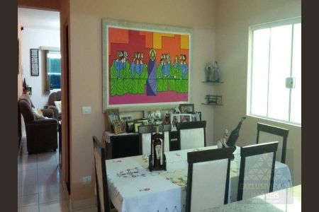 8_photo/94ce89f839.c73b78bac5a2f3b6-ATLAS-059c33f2-7ff8-406a-bae6-24961d65e442.jpg de casa à venda com 3 quartos, 225m² em Jardim Presidente Dutra, Guarulhos