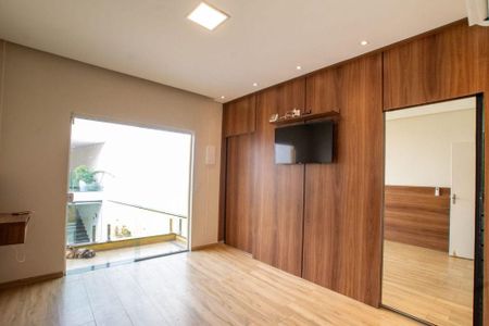 10_photo/94ce89f937.7a69ff73eb43ff8d-ATLAS-5c1912ef-620f-42fe-8465-6be42c9994a6.jpg de casa à venda com 3 quartos, 176m² em Jardim Presidente Dutra, Guarulhos