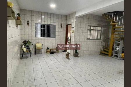 6_photo/94ce89f955.630e6b7eadf06524-ATLAS-2a6daebf-9e35-4b75-a62a-ddee158e1cfc.jpg de casa à venda com 4 quartos, 312m² em Jardim Presidente Dutra, Guarulhos