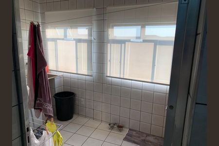 4_photo/94ce89f955.b7afec13c8c84584-ATLAS-32c49ba5-a7f6-4fb7-80bd-1f2f77a85ec4.jpg de casa à venda com 2 quartos, 183m² em Jardim Presidente Dutra, Guarulhos