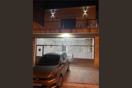 6_photo/94ce89f955.b7afec13c8c84584-ATLAS-33b4f5f5-bc08-4b26-8dfc-54c784b3355f.jpg de casa à venda com 4 quartos, 203m² em Jardim Presidente Dutra, Guarulhos