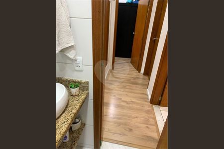 6_photo/94ce89f955.b7afec13c8c84584-ATLAS-6004fd64-5e1c-40e1-936e-39211fc7aaab.jpg de casa à venda com 4 quartos, 203m² em Jardim Presidente Dutra, Guarulhos