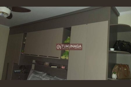 11_photo/94ce89f985.005b2c2c0d5e94b6-ATLAS-519bf191-6714-4dde-8e1d-cd533dc3a37d.jpg de casa à venda com 3 quartos, 235m² em Jardim Presidente Dutra, Guarulhos