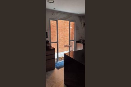 3_photo/94ce89f985.005b2c2c0d5e94b6-ATLAS-dc72e32b-c441-48d2-a9a3-af5ad5447d84.jpg de casa à venda com 3 quartos, 235m² em Jardim Presidente Dutra, Guarulhos