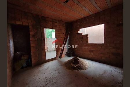 33_photo/94ce89f9d3.c202053c0eb79174-ATLAS-717f8600-44f3-45e1-800f-61e0bebad53b.jpg de casa à venda com 2 quartos, 125m² em Jardim Presidente Dutra, Guarulhos