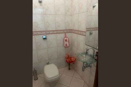 11_photo/94ce89f9db.b8a9f91cb517b5ed-ATLAS-f1f70e93-363d-43b8-bb0b-0056801198e3.jpg de casa à venda com 3 quartos, 325m² em Jardim Presidente Dutra, Guarulhos