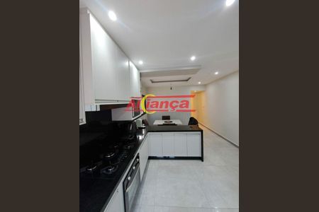 10_photo/94ce89f9dd.2fed7e95ddef69d8-ATLAS-cd577157-45ff-4429-bad2-3a2de85fabc8.jpg de casa à venda com 3 quartos, 125m² em Jardim Presidente Dutra, Guarulhos