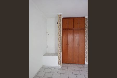 10_photo/94ce89f9e1.2f15d505e37c7ac5-ATLAS-e9498e74-a03e-4fc3-bb6e-3b08c3565dc7.jpg de casa à venda com 2 quartos, 207m² em Jardim Presidente Dutra, Guarulhos