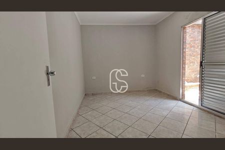 2_photo/94ce89f9f3.94eccd8fc9add72f-ATLAS-07472311-84c8-422e-88fc-417d18c7ba4b.jpg de casa à venda com 3 quartos, 211m² em Jardim Presidente Dutra, Guarulhos