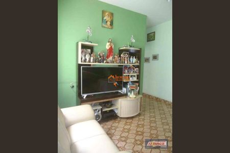 5_photo/94ce89f9ff.ceff8192393c33de-ATLAS-d5fc4121-cc88-445b-a9c4-b6f9d920dc56.jpg de casa à venda com 3 quartos, 191m² em Jardim Presidente Dutra, Guarulhos