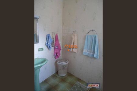 10_photo/94ce89f9ff.ceff8192393c33de-ATLAS-ee4ccbf3-5211-470d-aa78-666d3fcfbf70.jpg de casa à venda com 3 quartos, 191m² em Jardim Presidente Dutra, Guarulhos