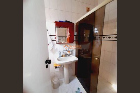 5_photo/94ce89fa1f.ae3d86bef28e162d-ATLAS-a337d446-4aee-4c7e-a900-06537efff87c.jpg de casa à venda com 4 quartos, 280m² em Jardim Presidente Dutra, Guarulhos