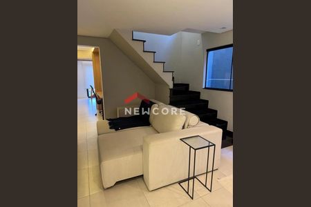 4_photo/94ce89fa91.cba3da746242e602-ATLAS-174af009-9eb9-4278-b242-05baffc7f4ca.jpg de casa à venda com 4 quartos, 250m² em Jardim Presidente Dutra, Guarulhos