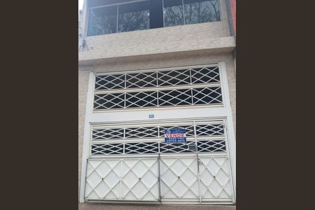 2_photo/94ce89fa99.f5994e8b2021a887-ATLAS-d21c8851-17cd-4e53-badf-ea686521149a.jpg de casa à venda com 4 quartos, 250m² em Jardim Presidente Dutra, Guarulhos
