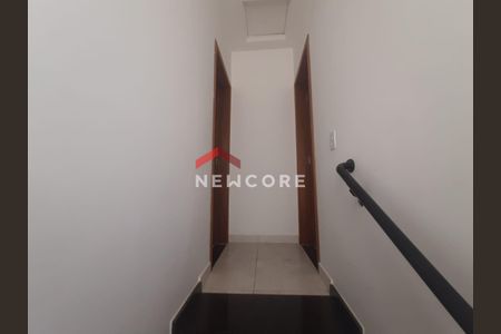 5_photo/94ce89fb2b.c27bb358fc36071b-ATLAS-20f890cb-4dd5-4daf-9ec4-bdc872b8815d.jpg de casa à venda com 2 quartos, 102m² em Jardim Presidente Dutra, Guarulhos