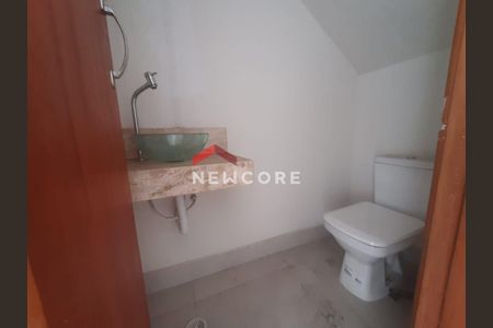 7_photo/94ce89fb2b.c27bb358fc36071b-ATLAS-31ac6c7e-7ccd-4837-a884-1a9aaed5ecef.jpg de casa à venda com 2 quartos, 102m² em Jardim Presidente Dutra, Guarulhos