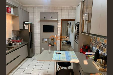 7_photo/94ce89fbd3.ceff8192393c33de-ATLAS-93efc8c9-32b3-470f-9d19-05ae244bdabb.jpg de casa para alugar com 2 quartos, 50m² em Jardim Presidente Dutra, Guarulhos