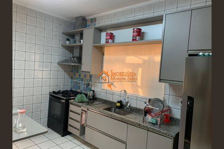 8_photo/94ce89fbd3.ceff8192393c33de-ATLAS-96dfef30-3fca-42eb-b7cd-9d526c340ea2.jpg de casa para alugar com 2 quartos, 50m² em Jardim Presidente Dutra, Guarulhos