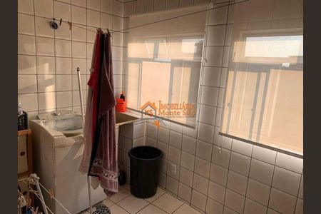 1_photo/94ce89fbd3.ceff8192393c33de-ATLAS-d7b42ec8-e1fa-4370-94a3-f2b70bba2f7e.jpg de casa para alugar com 2 quartos, 50m² em Jardim Presidente Dutra, Guarulhos