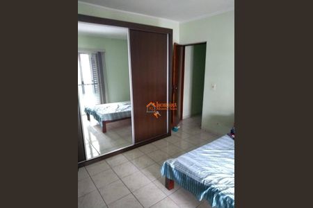 8_photo/94ce8a02ad.ceff8192393c33de-ATLAS-0f94f3dd-0e7e-4377-8e3e-5ee50bf8dc8c.jpg de casa à venda com 6 quartos, 58m² em Jardim Presidente Dutra, Guarulhos