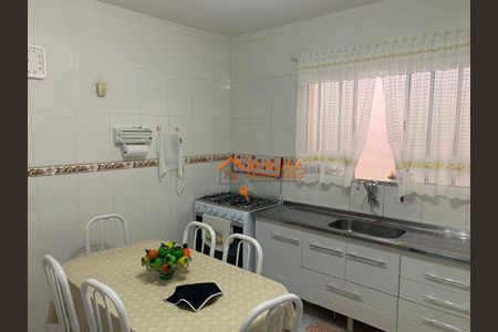 4_photo/94ce8a1bd3.a824f5d462c04ebd-ATLAS-e703a679-0df1-4fa8-ac95-2da0f8e5309b.jpg de casa à venda com 2 quartos, 125m² em Cidade Parque Sao Luiz, Guarulhos