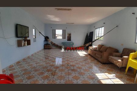 7_photo/94ce8a1cef.ad113d2af3aeefd0-ATLAS-b8f24a0d-0301-4397-9e40-9091d8e43e79.jpg de casa à venda com 3 quartos, 373m² em Cidade Parque Sao Luiz, Guarulhos