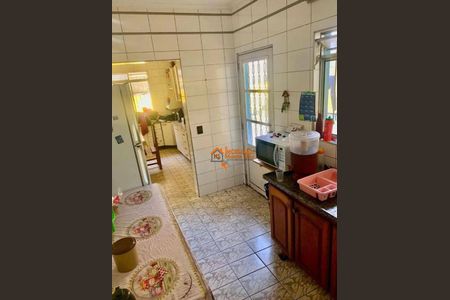 12_photo/94ce8a2b19.09d833ffcb3f64ae-ATLAS-9b6a2d59-f11d-4080-bd07-d6bf5fe78b68.jpg de casa à venda com 3 quartos, 430m² em Cidade Soberana, Guarulhos