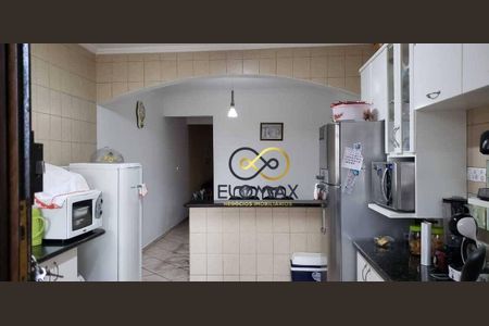 6_photo/94ce8a2c55.ae6ed13d24276bdb-ATLAS-2c5c2154-261d-4a43-b4c8-7bac27c25c48.jpg de casa à venda com 3 quartos, 260m² em São João, Guarulhos