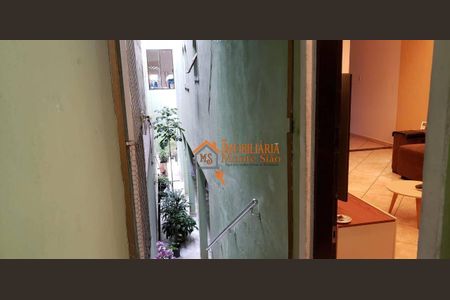 8_photo/94ce8a2c57.2832257cbb3df2c4-ATLAS-5276fedb-d29e-4f2a-8a4d-1422723e3496.jpg de casa à venda com 3 quartos, 232m² em São João, Guarulhos