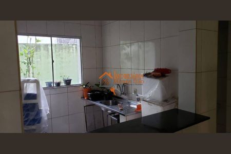 6_photo/94ce8a2c57.2832257cbb3df2c4-ATLAS-c6f384bd-4549-4ac3-a85d-786abf685ce2.jpg de casa à venda com 3 quartos, 232m² em São João, Guarulhos