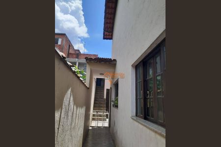 7_photo/94ce8a2c6b.ceff8192393c33de-ATLAS-2f122875-6fee-4e7b-9d6e-0282823ae274.jpg de casa à venda com 3 quartos, 224m² em Vila Gpm, Guarulhos