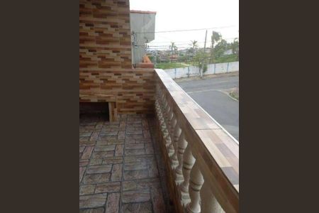 3_photo/94ce8a2d49.8ca146e4695ff152-ATLAS-e964ddb9-3816-4703-8406-7b36fcd8e887.jpg de casa à venda com 4 quartos, 125m² em São João, Guarulhos