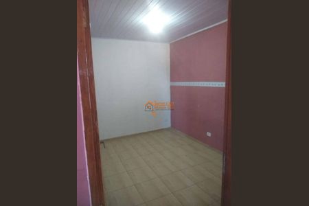 3_photo/94ce8a3211.ceff8192393c33de-ATLAS-f736ae2f-df01-4077-835a-622446ed29da.jpg de casa à venda com 3 quartos, 108m² em Jardim Cristina, Guarulhos