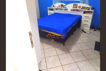 10_photo/94ce8a322d.470e3b4ecc8ee2ef-ATLAS-31733c0e-c046-4434-89e8-3f1249d951c7.jpg de casa à venda com 3 quartos, 120m² em Jardim Jade, Guarulhos