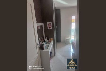 10_photo/94ce8a32f7.1bb529b01f5e602e-ATLAS-79a362ba-272e-42d4-a7fc-b1f6d54c924d.jpg de casa à venda com 3 quartos, 180m² em Jardim Cristina, Guarulhos