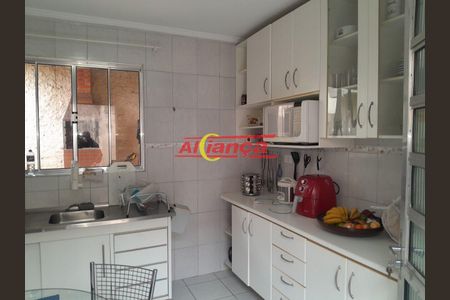 11_photo/94ce8a337b.e17343cf5b702f60-ATLAS-7127e414-e00a-4117-8831-6e94e29cb801.jpg de casa à venda com 3 quartos, 150m² em Jardim Sao Joao, Guarulhos