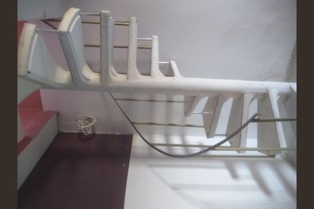 6_photo/94ce8a33f1.2f15d505e37c7ac5-ATLAS-a0f57501-d11f-4b7f-83c7-8026afc8a2d1.jpg de casa à venda com 1 quarto, 109m² em Jardim Jade, Guarulhos