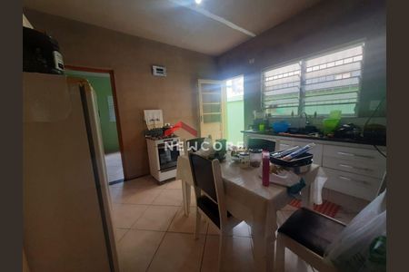 4_photo/94ce8a3463.4920d6e5269d0762-ATLAS-56f73858-e98c-4445-8aaf-ee621e631b34.jpg de casa à venda com 2 quartos, 125m² em Jardim Sao Joao, Guarulhos