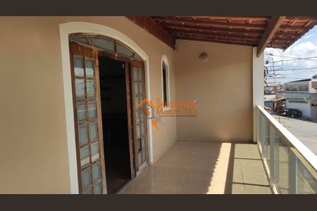 6_photo/94ce8a34a1.ceff8192393c33de-ATLAS-46dc7aa7-6e7f-4ed1-939e-36b1c44490db.jpg de casa à venda com 3 quartos, 150m² em Jardim Sao Joao, Guarulhos