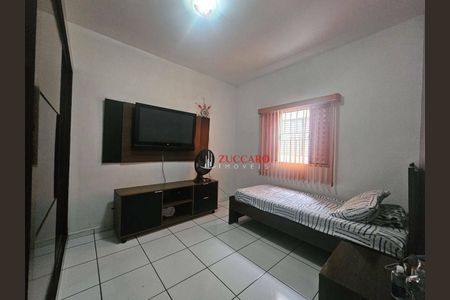 4_photo/94ce8a34d9.9c153f5560f8f987-ATLAS-549934a5-2487-4d6e-afbf-20cced4e4852.jpg de casa à venda com 3 quartos, 120m² em Vila Sao Carlos, Guarulhos