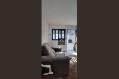 9_photo/94ce8a34f7.d505c9d9834fda44-ATLAS-f4813859-58a9-405e-ae26-e6d3743a93d0.jpg de casa à venda com 3 quartos, 250m² em Jardim Sao Joao, Guarulhos