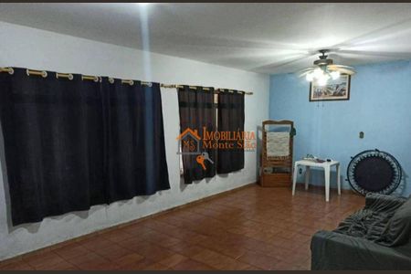 9_photo/94ce8a4a5b.d860d137df15aeab-ATLAS-9065ebcb-ef9b-48a1-b232-5df7e294a971.jpg de casa à venda com 3 quartos, 213m² em Cidade Serodio, Guarulhos