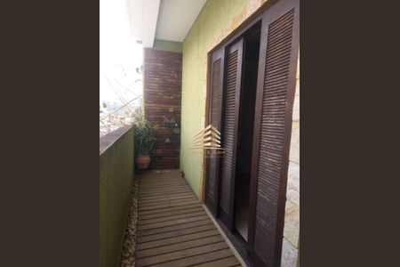 6_photo/94ce8a4b9d.07fb07773285f6be-ATLAS-752413fd-6dec-4ea0-a74e-87fbcae29fbc.jpg de casa à venda com 3 quartos, 216m² em Cidade Serodio, Guarulhos