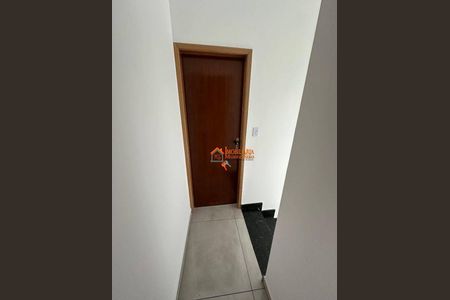 5_photo/94ce8a4c6f.b63fb19834d8465e-ATLAS-4a9bdfdd-be15-4f5f-a4b4-d1660fdb1b65.jpg de casa à venda com 3 quartos, 150m² em Conjunto Residencial Haroldo Veloso, Guarulhos