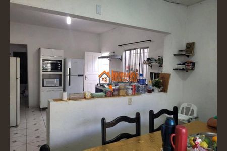 7_photo/94ce8a4ef9.7a69ff73eb43ff8d-ATLAS-e8413ed6-b142-43ef-87b5-7de8fa55c060.jpg de casa à venda com 4 quartos, 200m² em Conjunto Residencial Haroldo Veloso, Guarulhos