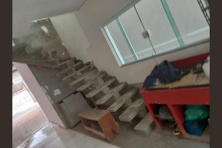 4_photo/94ce8a6bf7.a1cc820bff08470b-ATLAS-e3848758-17b3-46cf-b0b8-d96f9585be8a.jpg de casa à venda com 3 quartos, 200m² em Cumbica, Guarulhos