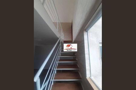 7_photo/94ce8a6cdf.a095ebe9a9b9d05b-ATLAS-6484997c-17b5-464f-8a01-9ad2a560243b.jpg de casa à venda com 3 quartos, 185m² em Jardim das Nacoes, Guarulhos