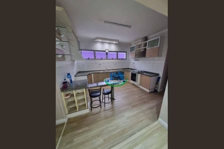 31_photo/94ce8a6dcb.3be18b52e244e7c2-ATLAS-d2b97f3e-d453-4163-bb65-dee0ea5e7d90.jpg de casa à venda com 4 quartos, 186m² em Jardim das Nacoes, Guarulhos