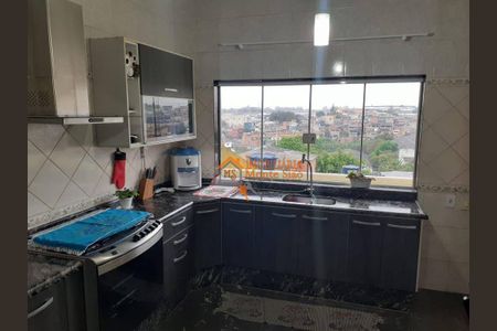 3_photo/94ce8a6f87.685e6d529ceef79c-ATLAS-33528adc-cb8a-4cba-b49d-6c4765215ed2.jpg de casa à venda com 4 quartos, 265m² em Cidade Jardim Cumbica, Guarulhos